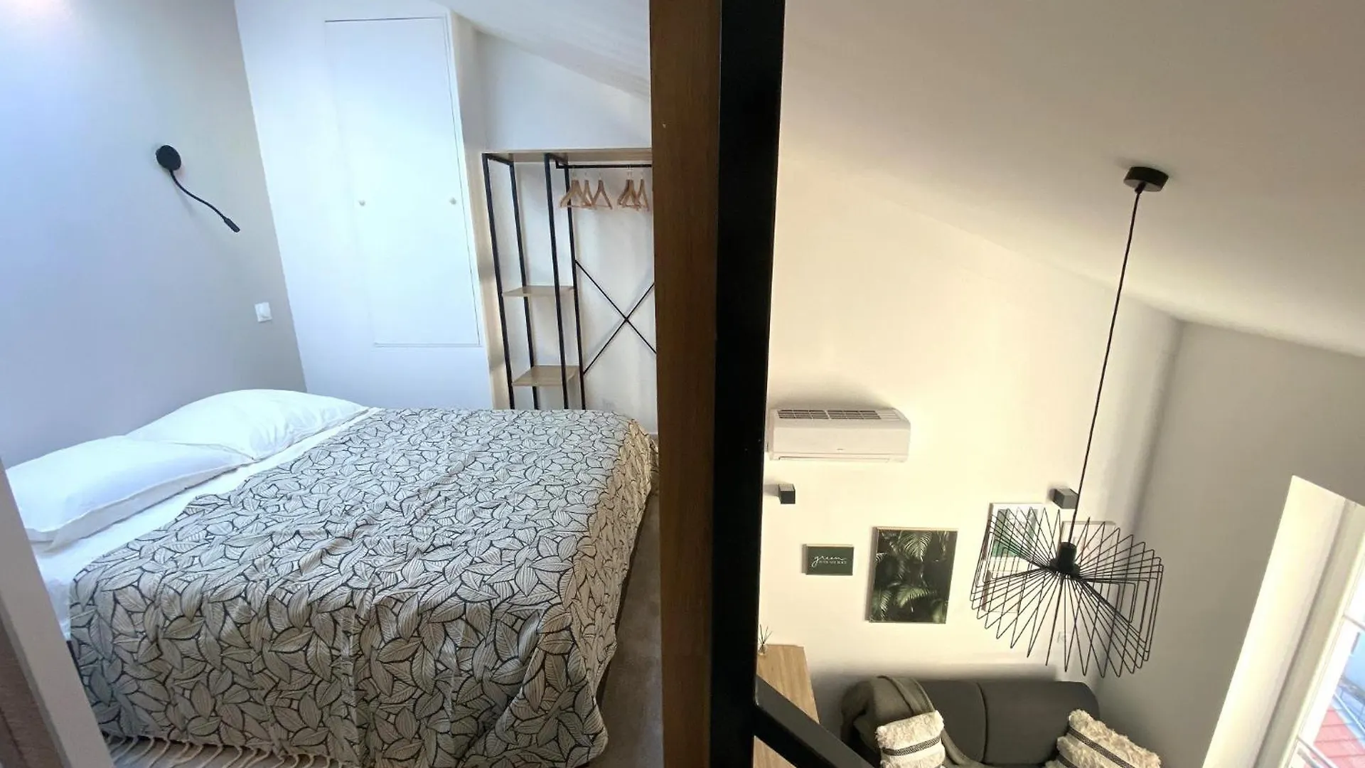 Apartment Hypercentre Lamartine 513 Nice France