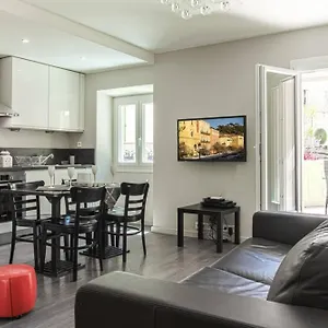Joffre 9 - Near Massena Square - Terrace Apartment